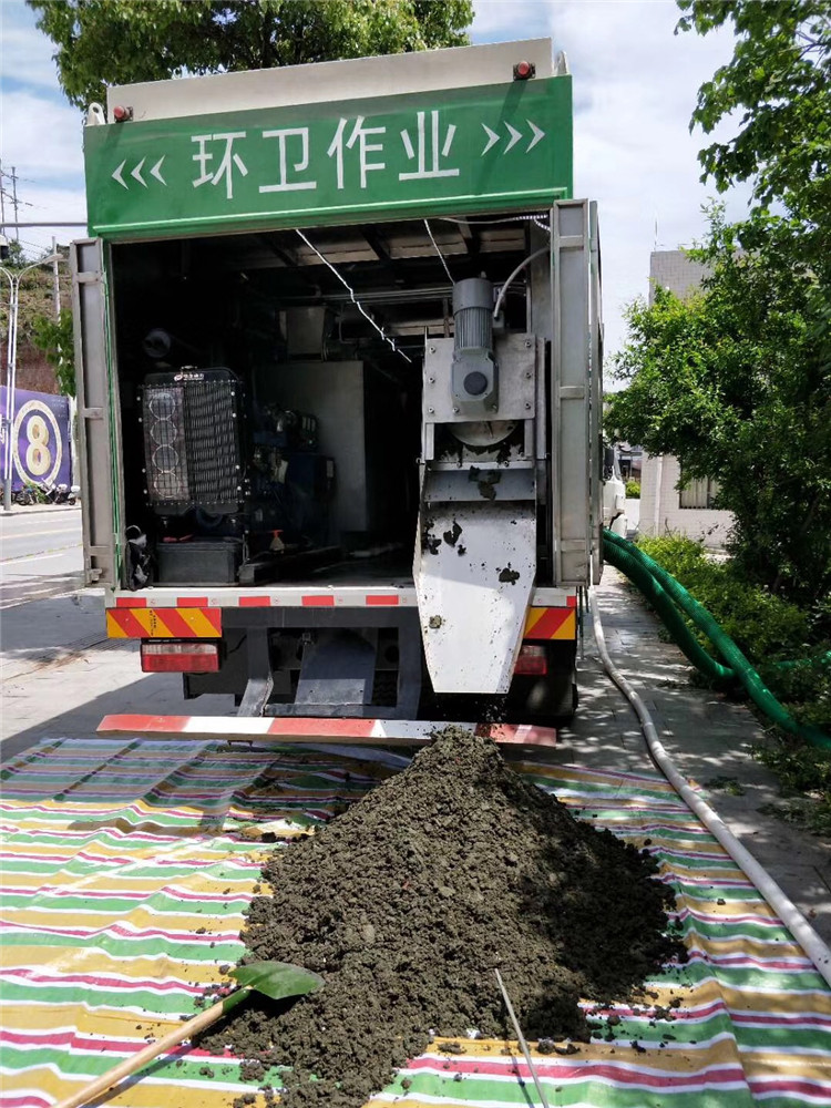 红山街道淤泥干湿分离