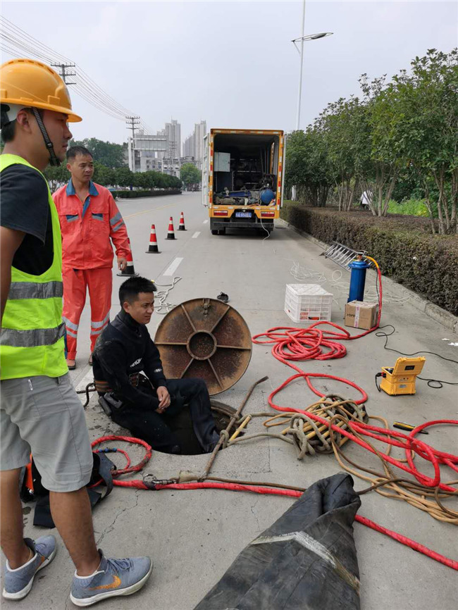 红山街道翻衬法管道修复技术主要工序